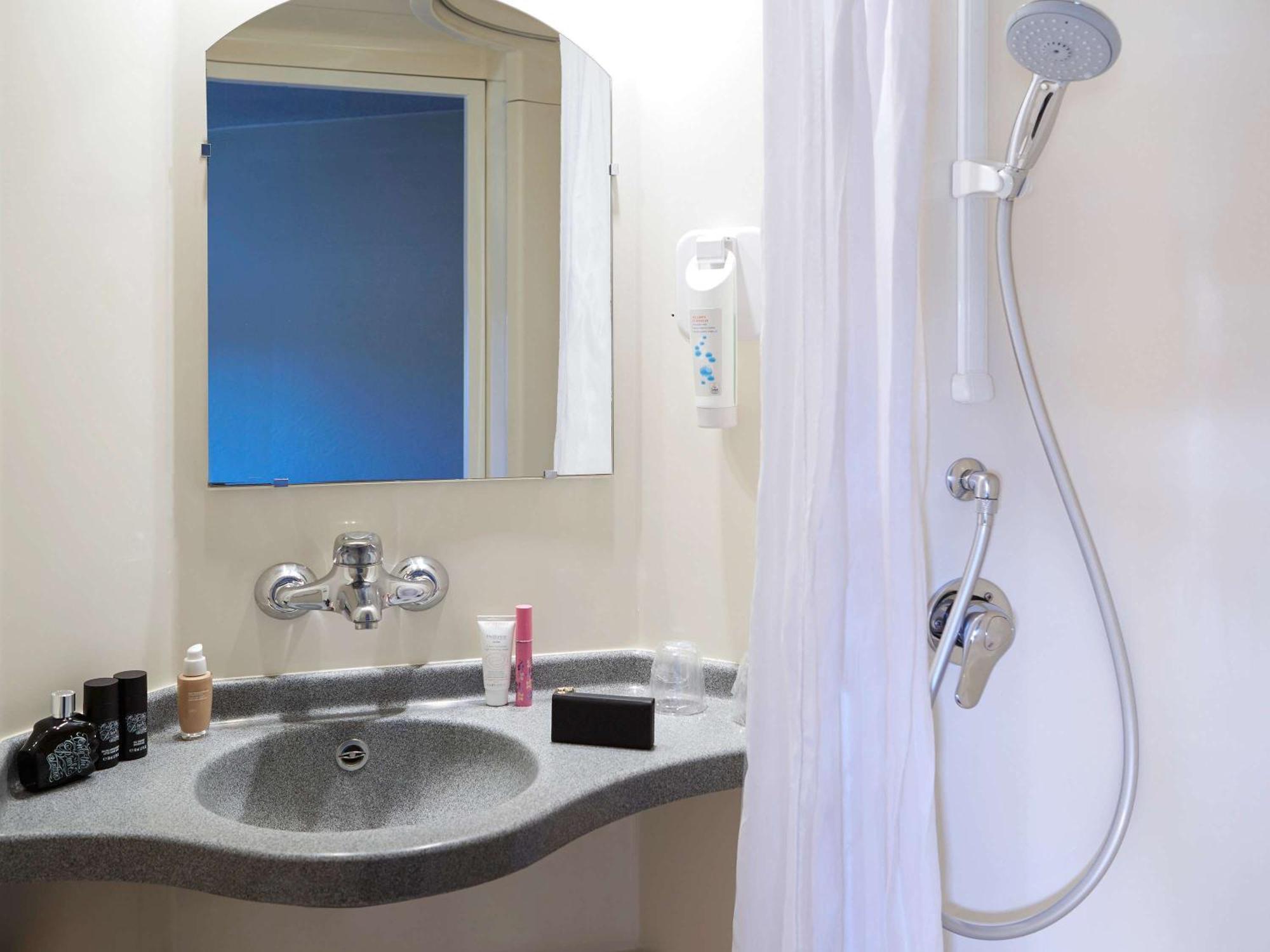 Ibis Budget Albi Terssac Exterior photo
